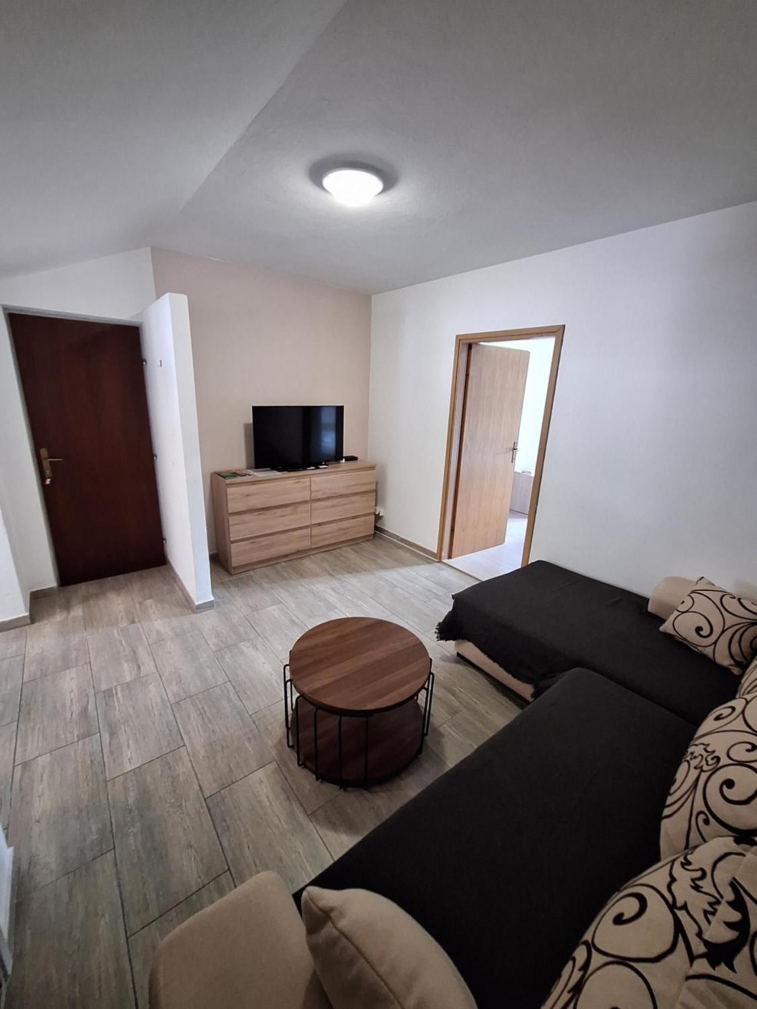 Apartmani Lisicina Omis Exterior photo